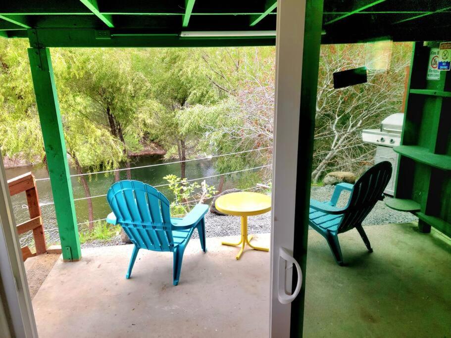 Retro Casita On The River! Only 1 Min To Snp Gate! Riverfront With Swimming Villa Three Rivers Exterior photo