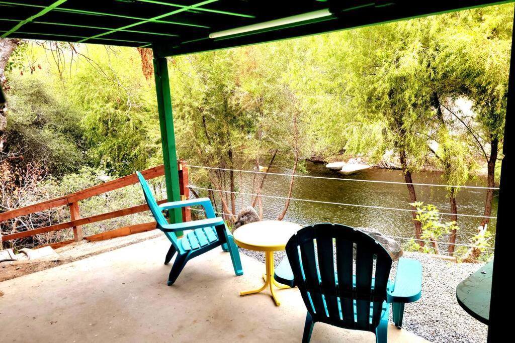 Retro Casita On The River! Only 1 Min To Snp Gate! Riverfront With Swimming Villa Three Rivers Exterior photo